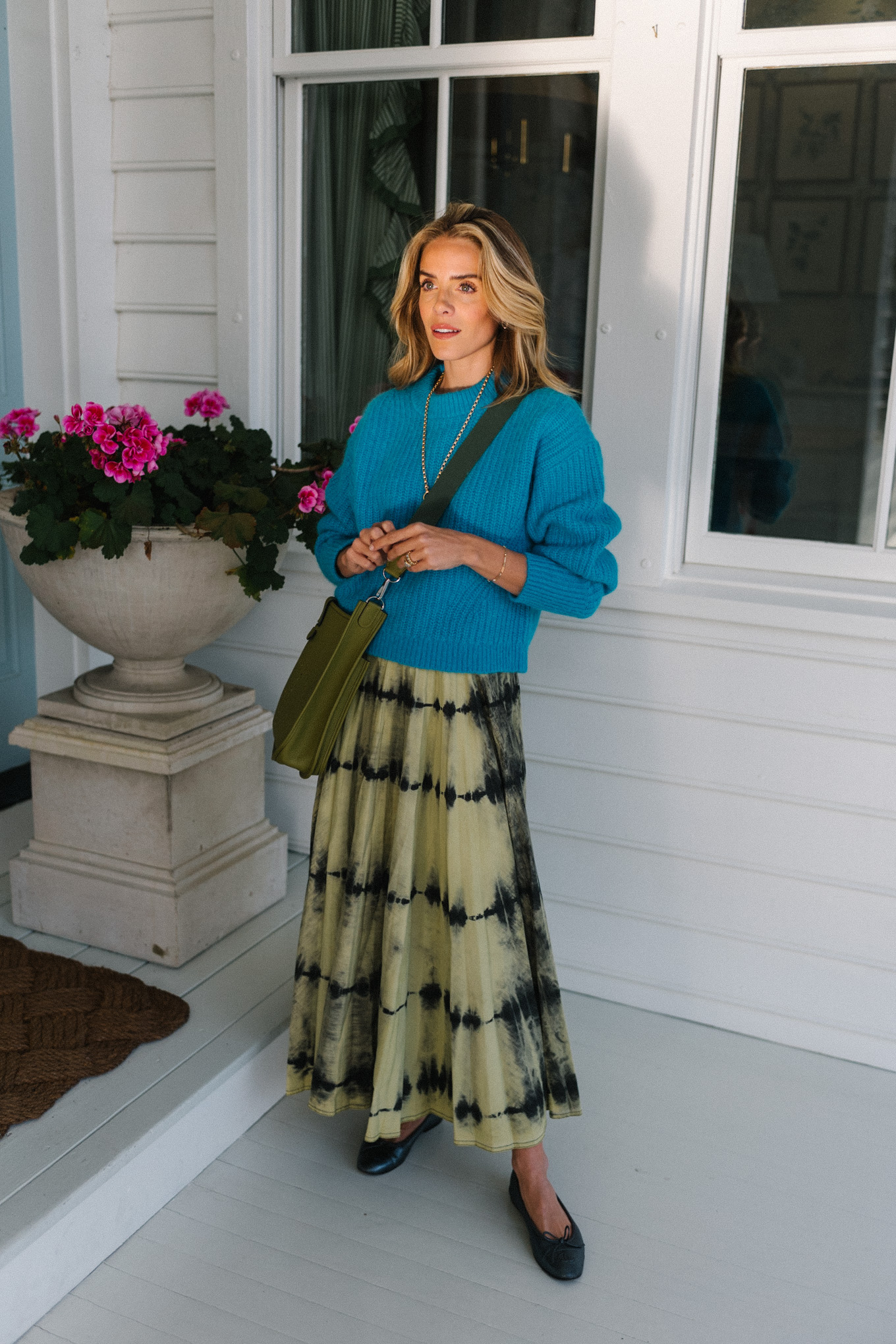 blue sweater green black tie dye maxi skirt